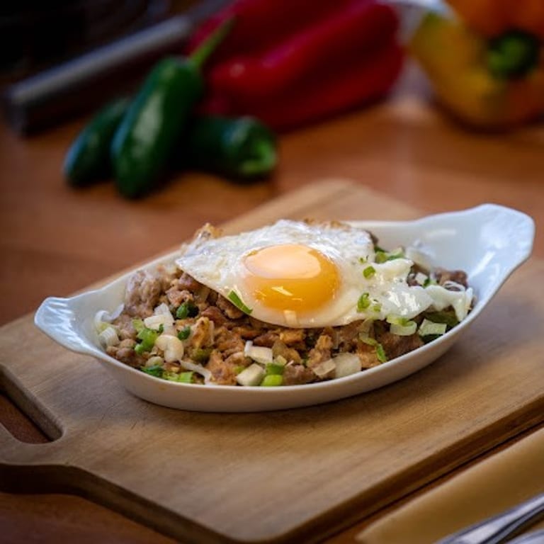 Sizzling Sisig: A Filipino Favorite